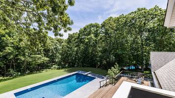 Piscine extérieure, piscine chauffée