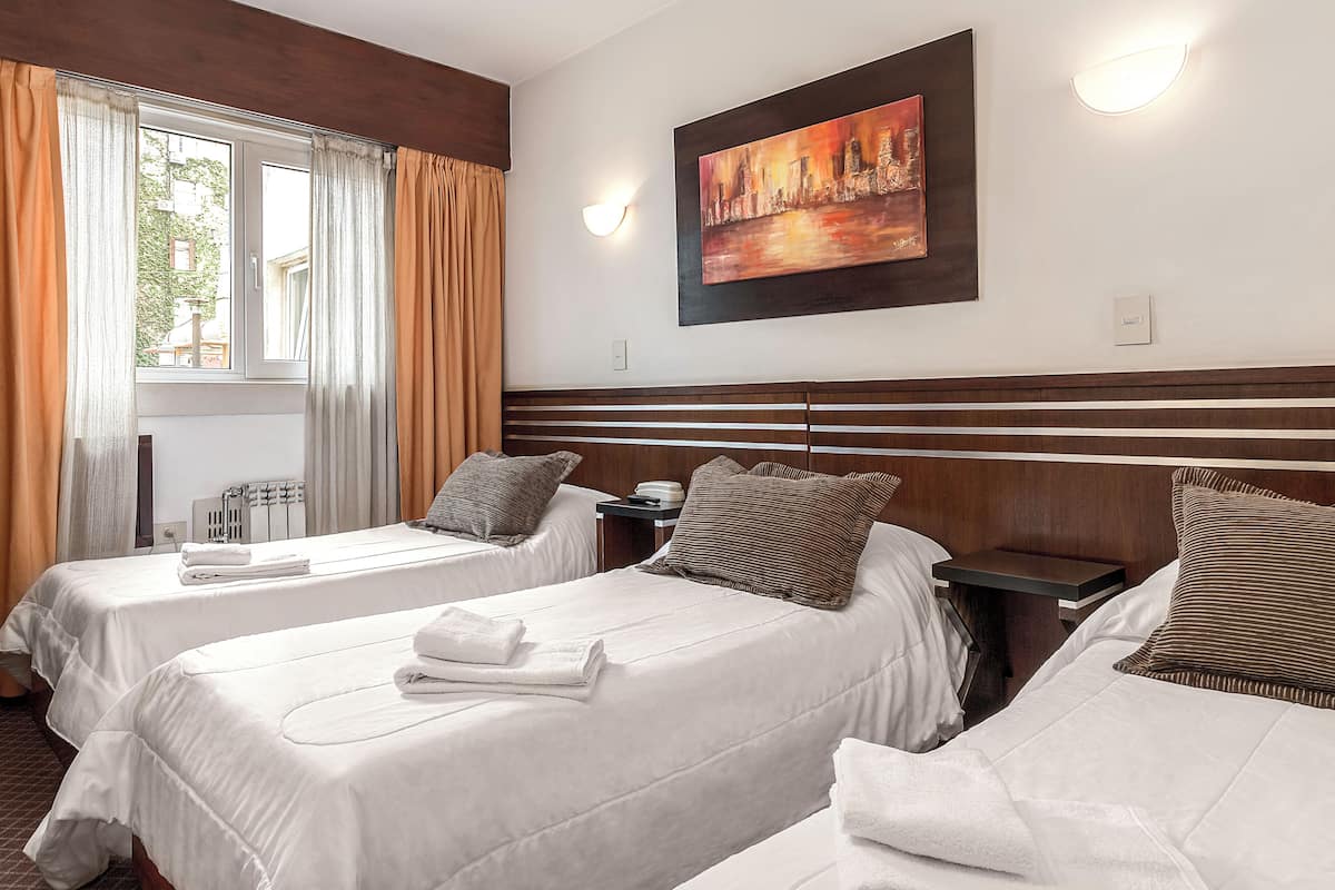 2 slaapkamers, een bureau, gratis wifi, beddengoed