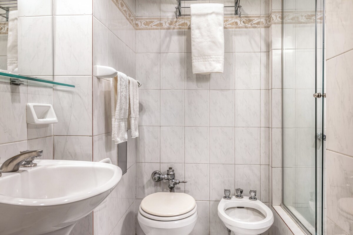 Bathroom | Shower, bidet, towels