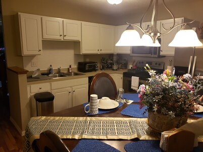 Balcony,  Washer/Dryer,  Gym, Pool, Coffee shop, Side Walks, The Goat Restaurant