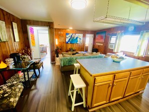 Interior - Mountaintop Hideaway ~ Piece of Paradise - Apt (Honesdale)