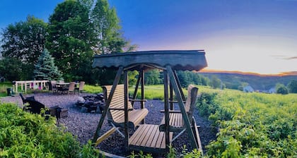 Mountaintop Hideaway ~ Piece of Paradise - Apt