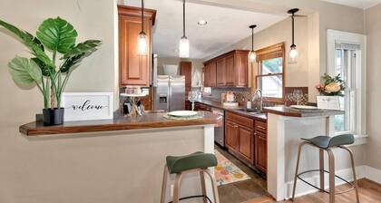 BOHO Funky Bunk with Game room and Hot Tub