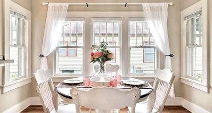 BOHO Funky Bunk with Game room and Hot Tub