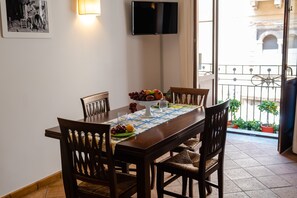 Dining - Corso Umberto Apartment/Vilagos Apartments & Loft Taormina (Taormina)