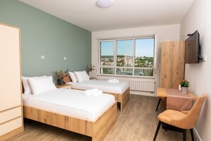 Superior Double or Twin Room | Free WiFi - Nordic Resort (Novi Sad)
