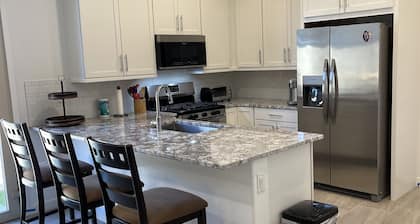 Charming 1 bedroom/ 1 bathroom Casita space.