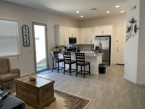 Charming 1 bedroom/ 1 bathroom Casita space.