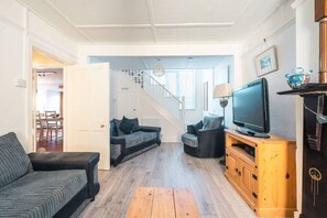 TV, fireplace, foosball, streaming services