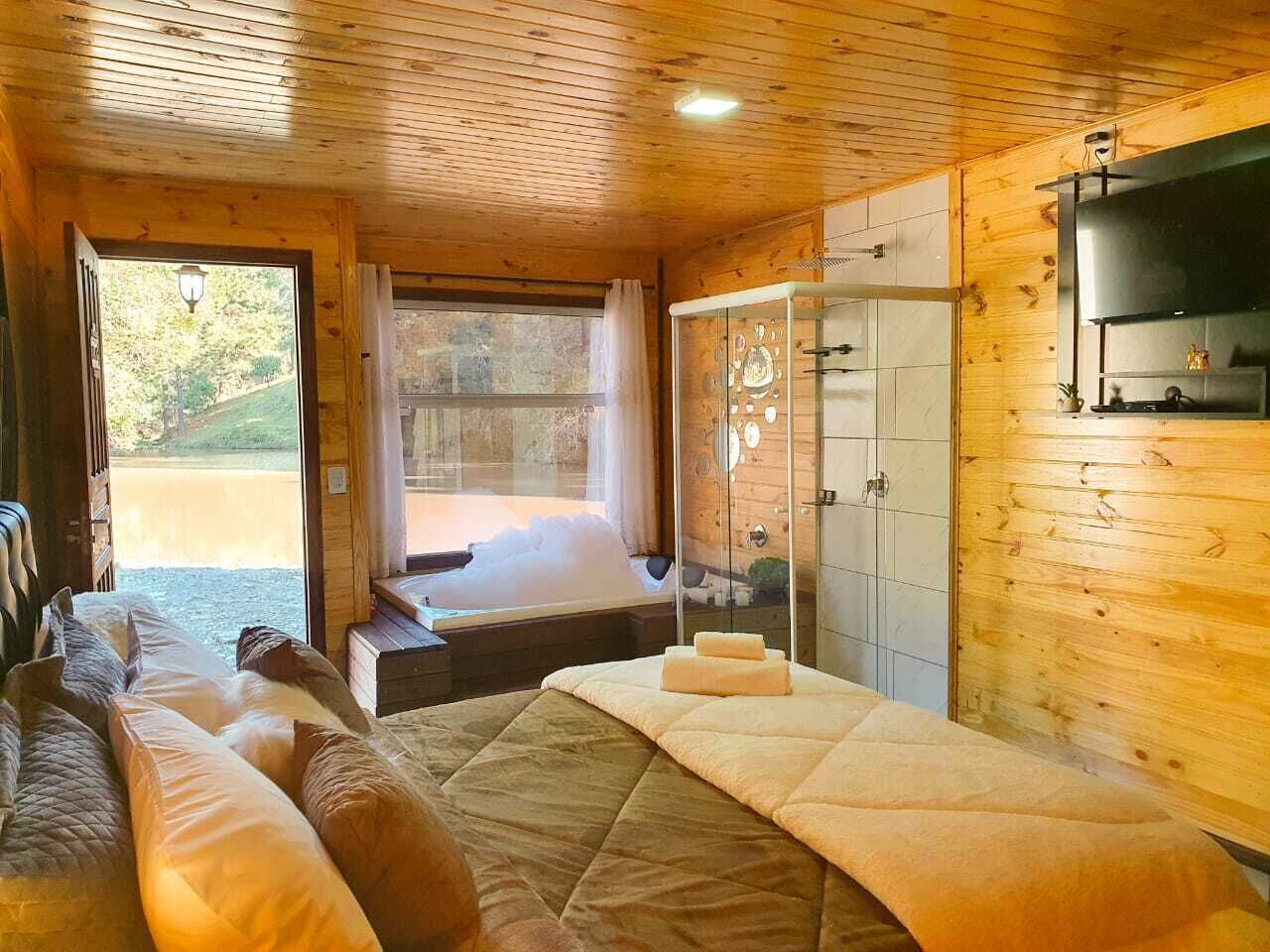 蜜月小屋 | 特色装修、特色家居、办公桌、遮光窗帘