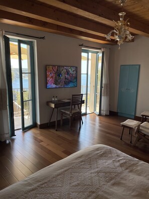 Luxury Room, 1 Bedroom, Sea View | Individually decorated, individually furnished, desk, laptop workspace