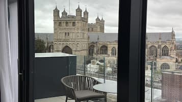 Standaard kamer, 1 kingsize bed, balkon, uitzicht op stad | Uitzicht op de stad