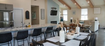 Condo on the lake @ Franky and Louies