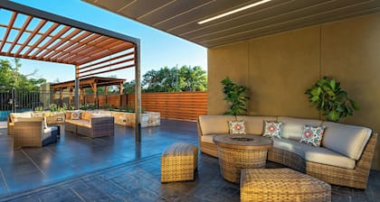 Courtyard By Marriott Austin Dripping Springs