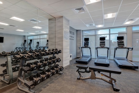 Fitness facility. Fairfield Inn & Suites By Marriott Minneapolis Downtown