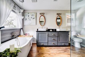 Hair dryer, towels, soap, shampoo