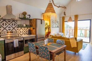 Interior - Magical Treehouse with Swinging Daybed,Outdoor Tub (Wimberley)