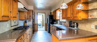 Fantastic 4- bedroom home with AMAZING POOL!