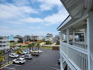 Property grounds - 2 Bedroom Ocean Resort Peppertree, up to 7 nights, sleeps 6 in 4 beds, 1000 SQFT (Atlantic Beach)