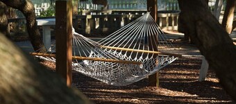 2 Bedroom Ocean Resort Peppertree, up to 7 nights, sleeps 6 in 4 beds, 1000 SQFT