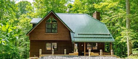 House (Tucked Inn) | Exterior