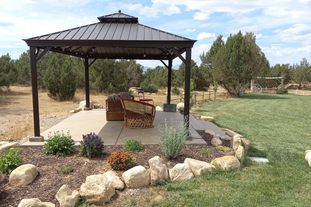 Hacienda Roja - The Cedars #7 at Wind Walker Homestead