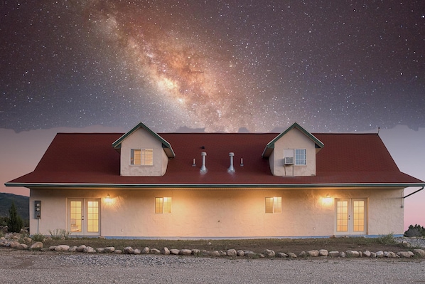 Exterior - Hacienda Roja - The Juniper #5 at Wind Walker Homestead (Spring City)