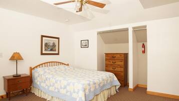 Villa, Multiple Beds, Mountain View