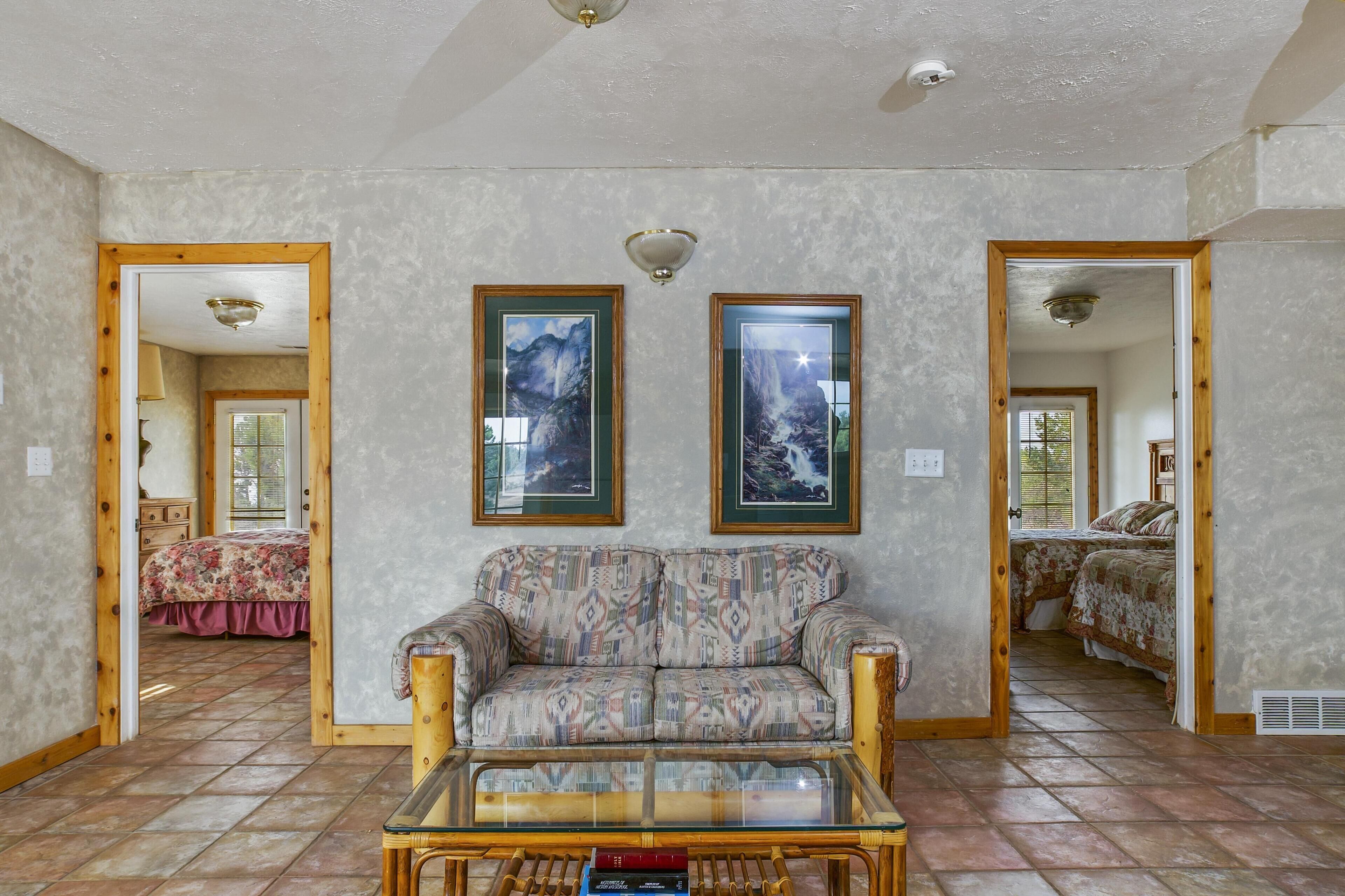 Appartamento, letti multipli, accesso alla piscina, vista montagna | Interni