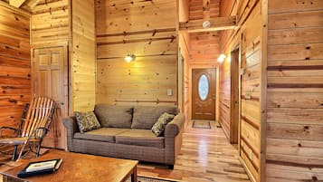 TV, fireplace, DVD player