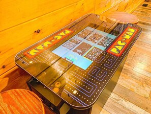 Spielezimmer