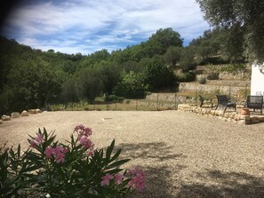 Property grounds - Villa des Oliviers (Côte d'Azur) (Châteauneuf-Grasse)