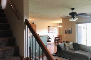 Smart TV, DVD player, ping pong - Cabin 116 at Bridges Bay (Arnolds Park)