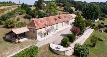 Gîte Paisible à la Campagne au Cœur des Vignobles du Bergeracois