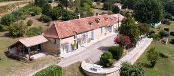Gîte Paisible à la Campagne au Cœur des Vignobles du Bergeracois