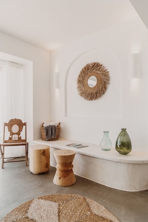 Signature Double Room, 1 King Bed | Living area | 32-inch Smart TV with satellite channels, Netflix, streaming services - Kalkan Han Hotel (Kas)