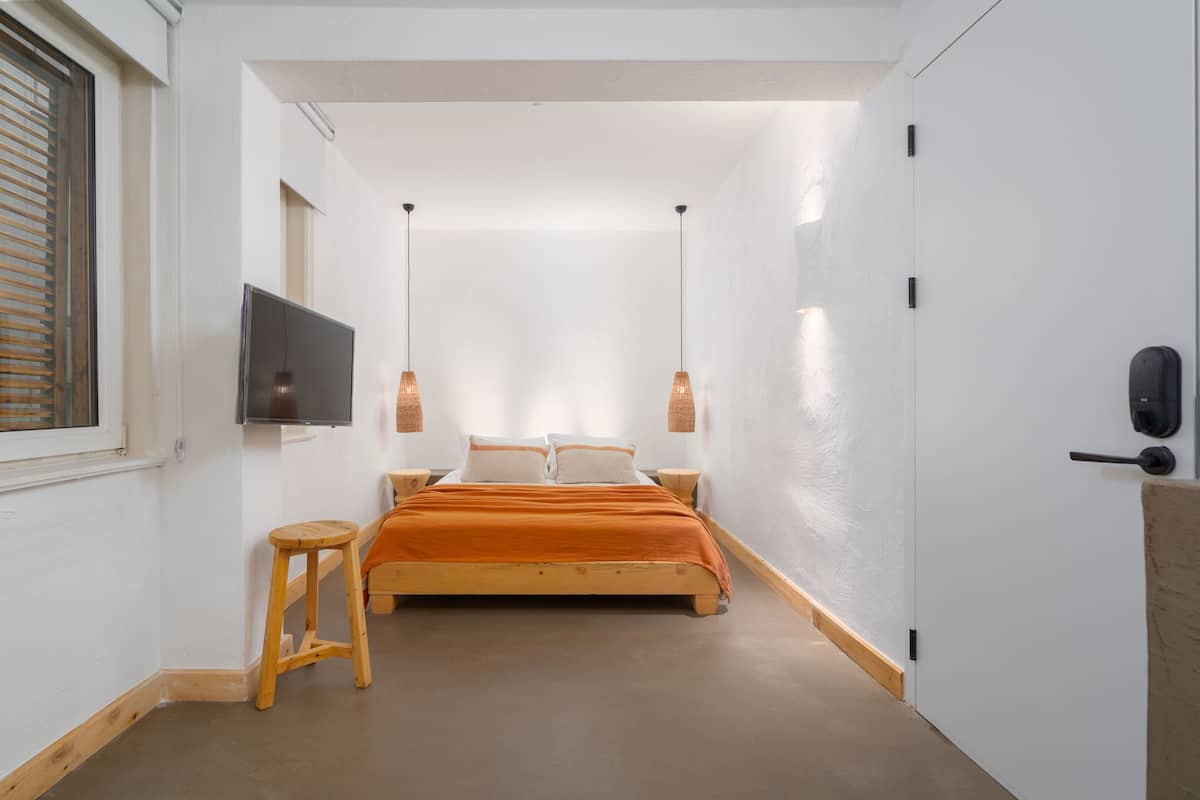 Standard Double Room, 1 King Bed