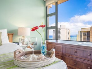 1 غرفة نوم ومكواة/لوح كي وواي فاي مجانًا وملاءات أسرّة