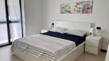3 chambres, bureau, lit parapluie, Wi-Fi gratuit