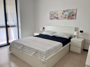 3 chambres, bureau, lit parapluie, Wi-Fi gratuit