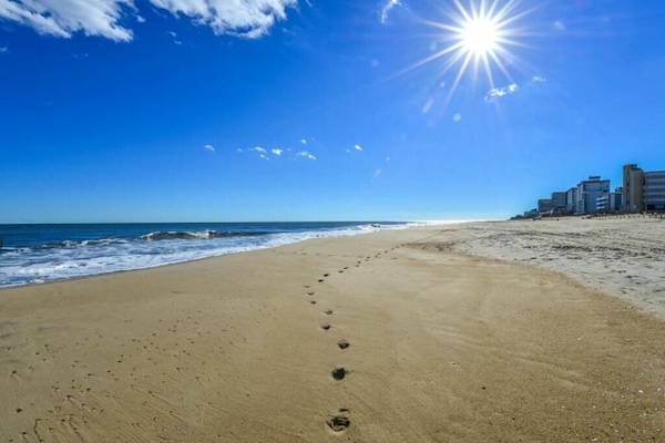 Una spiaggia nelle vicinanze