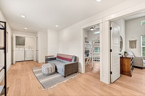 Interior - The Little Sugar Oasis! (Bella Vista)