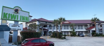Kiwi Inn Capital O Houston - Hwy 249