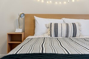 3 bedrooms, desk, iron/ironing board, travel cot