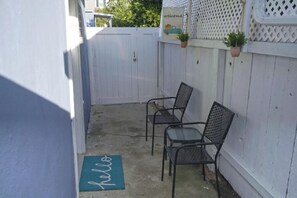 Property grounds - OC Shack- 8 mins from Disneyland★Beach!Restaurants (Anaheim)