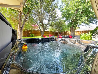 Spacious & Serene  w/ Hot Tub + Arcade + Ping-Pong + Fire Pit