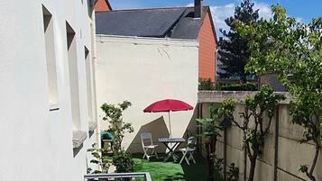 Enceinte de lâhĂ©bergement