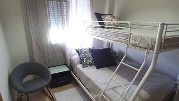 3 dormitorios, wifi gratis, ropa de cama