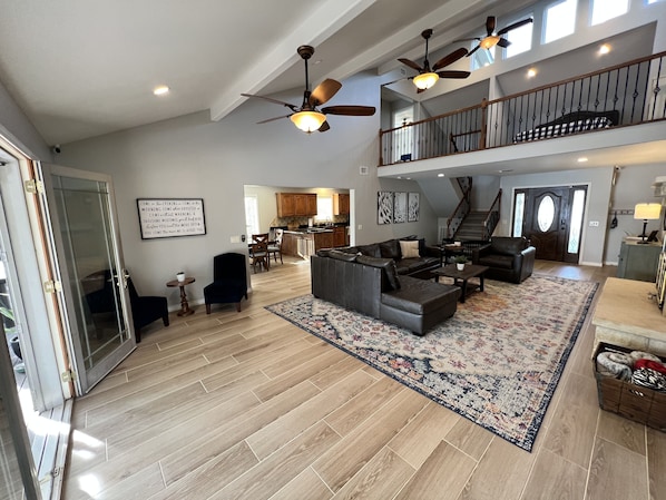 Smart TV, tenis de mesa y libros