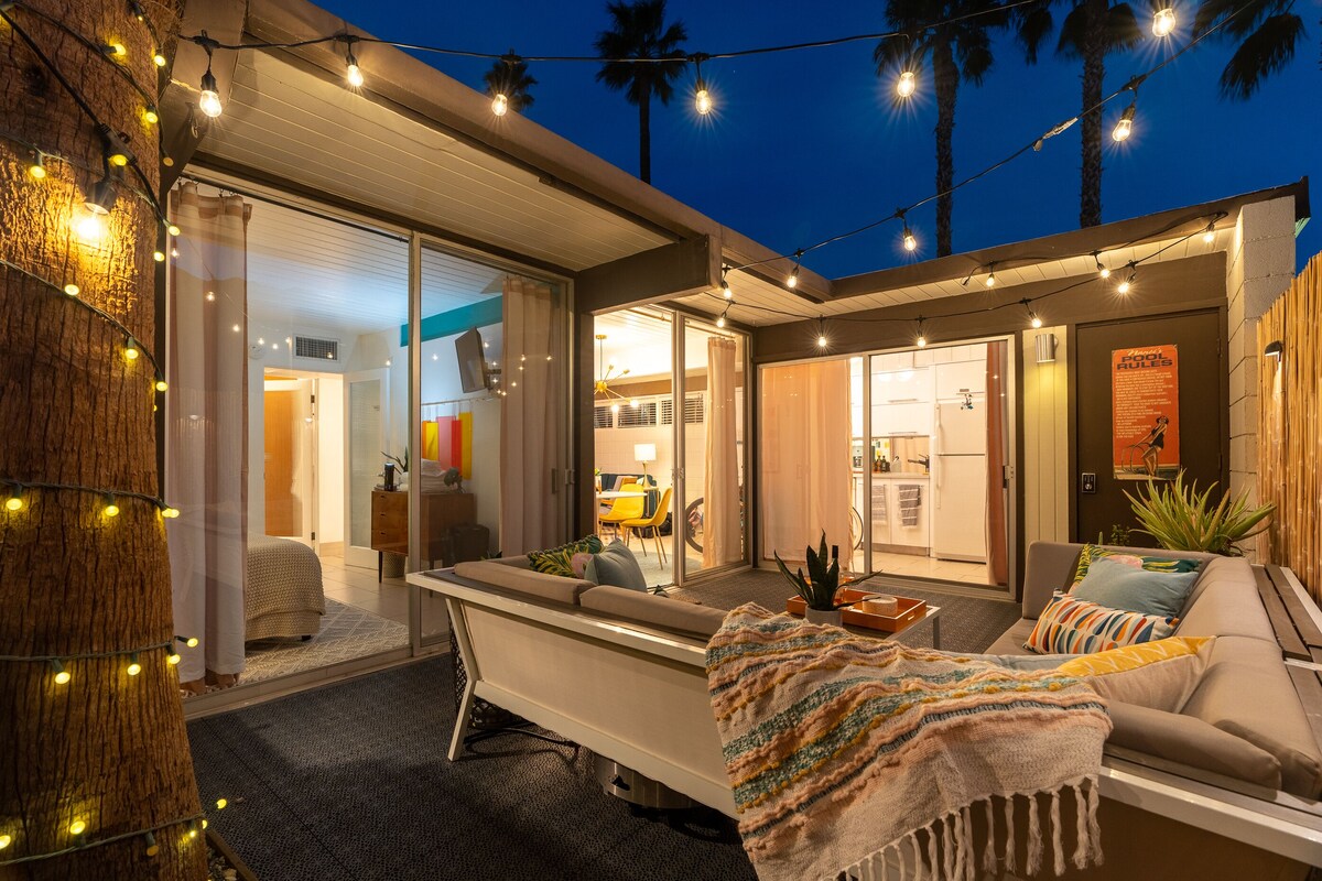 Chic Mid Century Bungalow at Famed Ocotillo Lodge Reviews, Deals